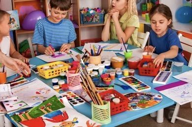 club mensual: Lunes de pintura para niños (4 a 7 años) - Imagen 2